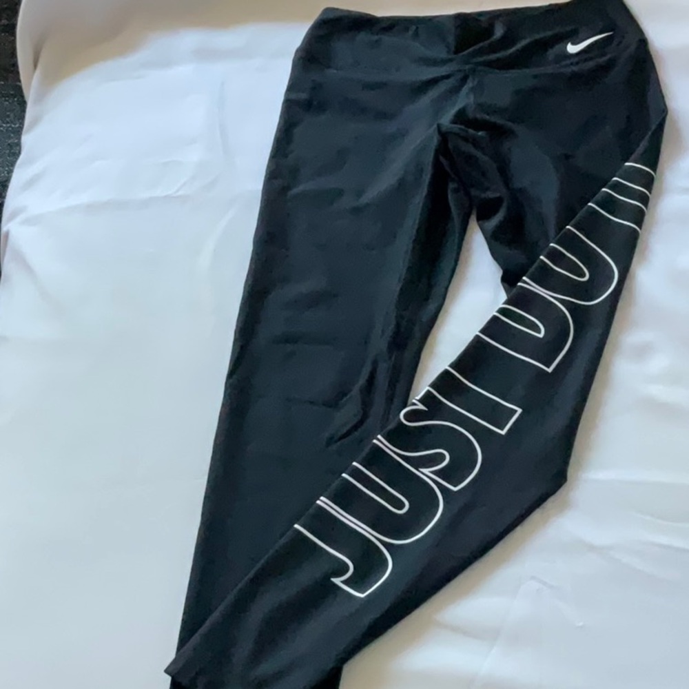 Nike leggings